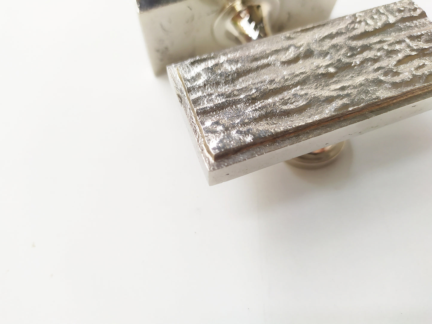 River Flow Short Bar Knob - Textured Metal Knob