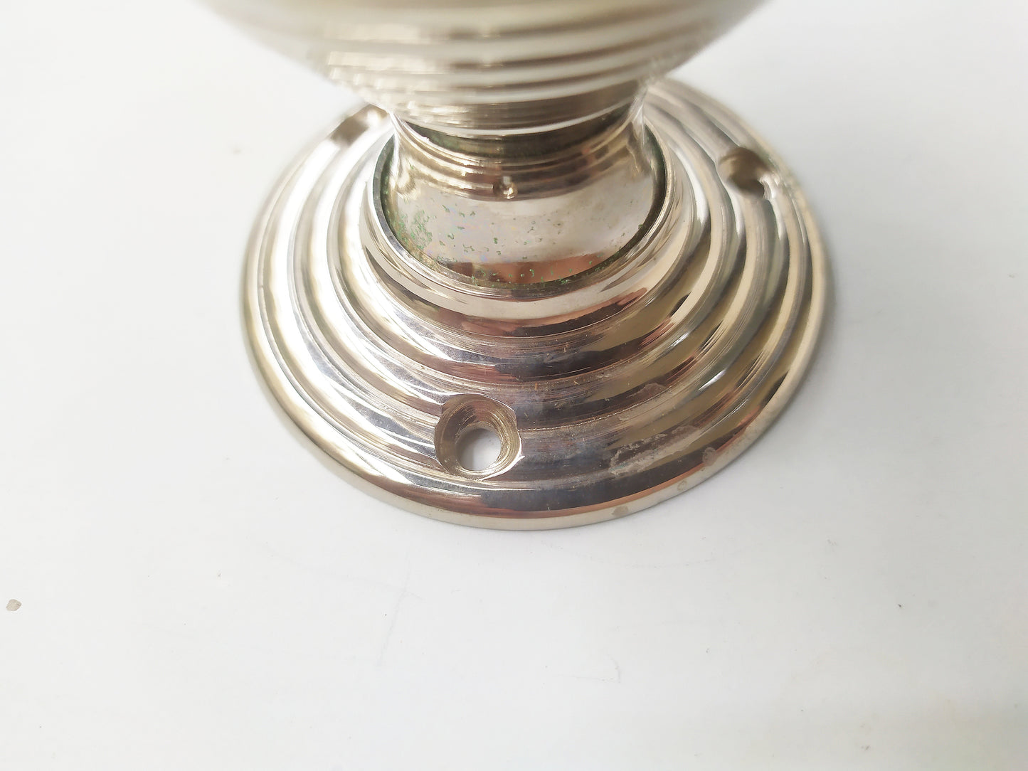 Beehive solid casted brass turning door in nickel plating , base part