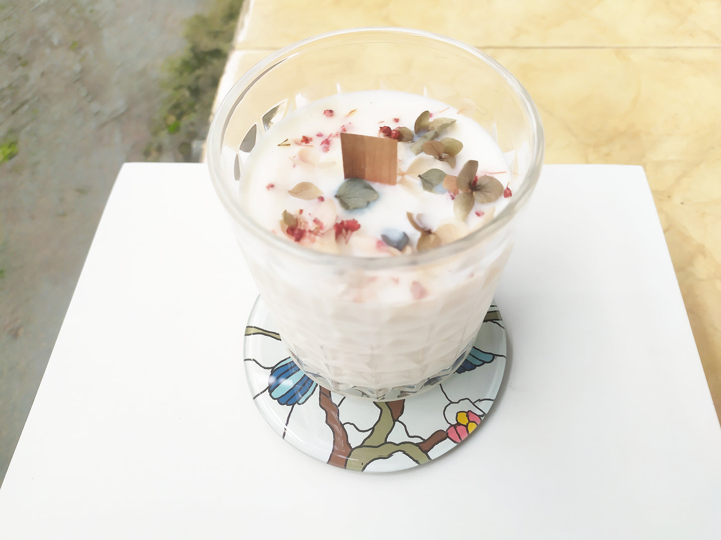 Mirror and glass hand painted bird coaster , with aromatic candle