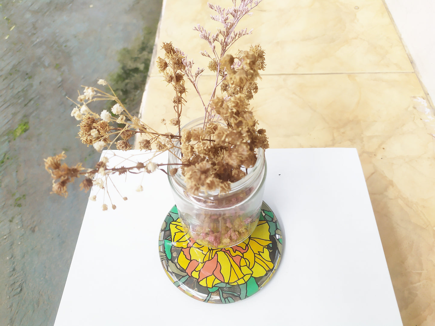 Hand Painted Golden Dahlia round mirror coaster , with dry flowers