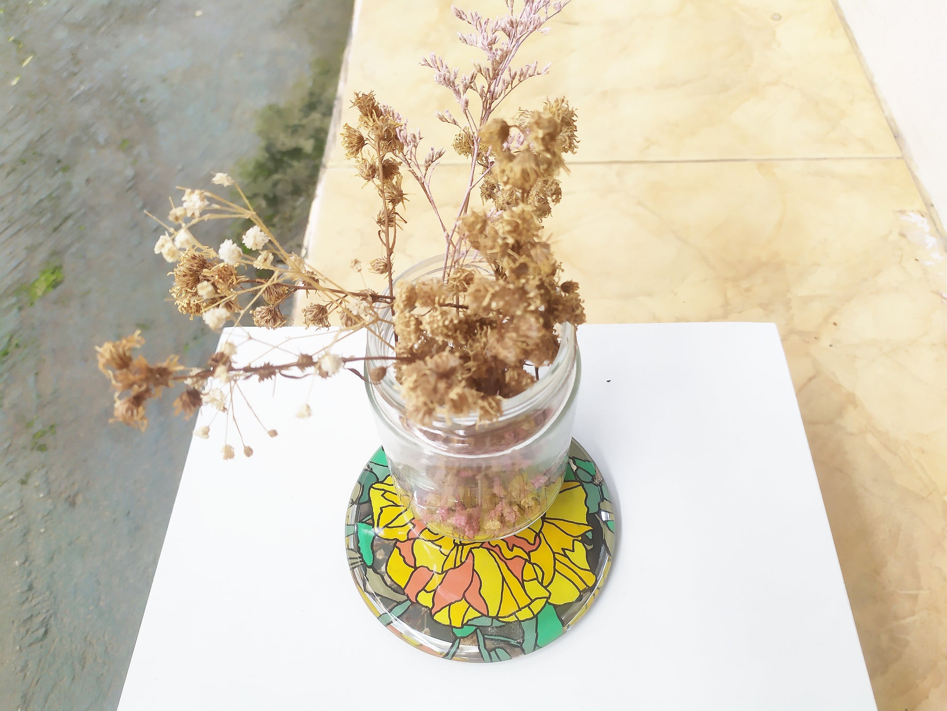 Hand Painted Golden Dahlia round mirror coaster , with dry flowers