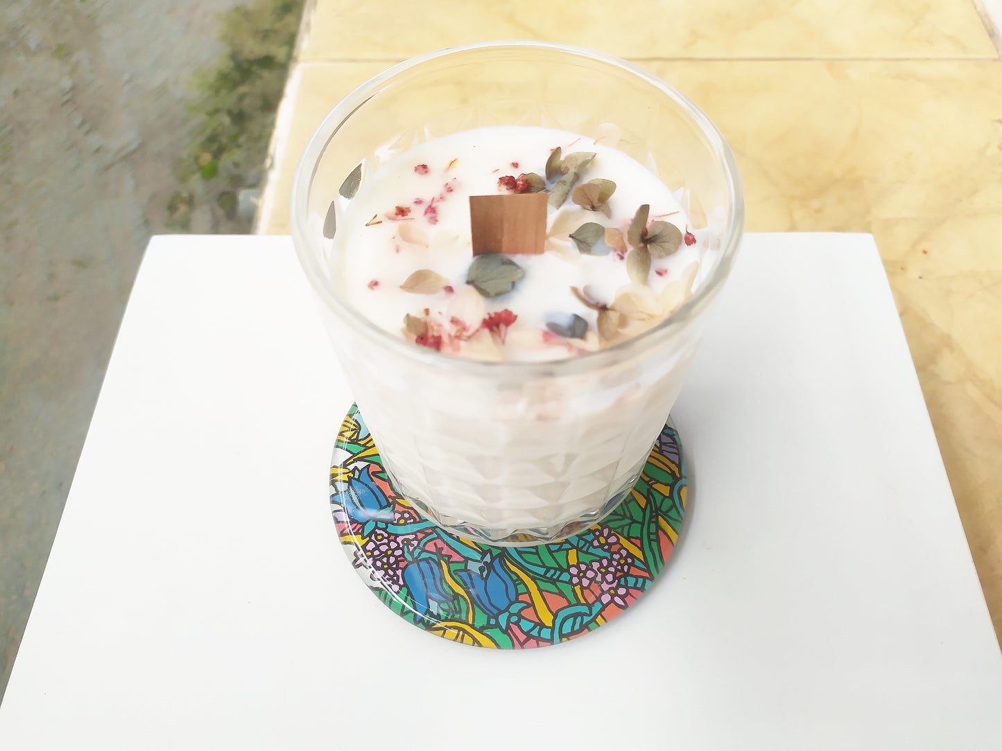 Reverse hand painted mirror and glass coaster with flower pattern , with aromatic candle