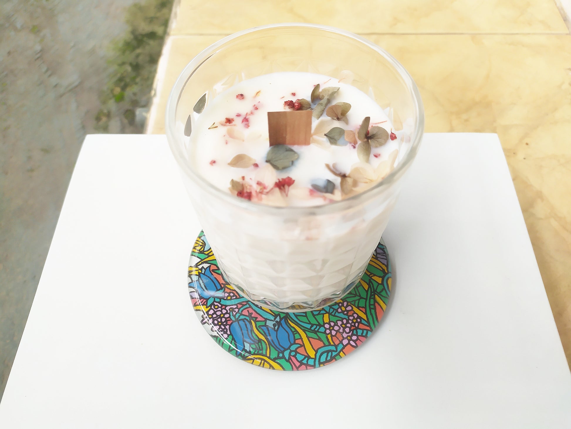 Reverse hand painted mirror and glass coaster with flower pattern , with aromatic candle
