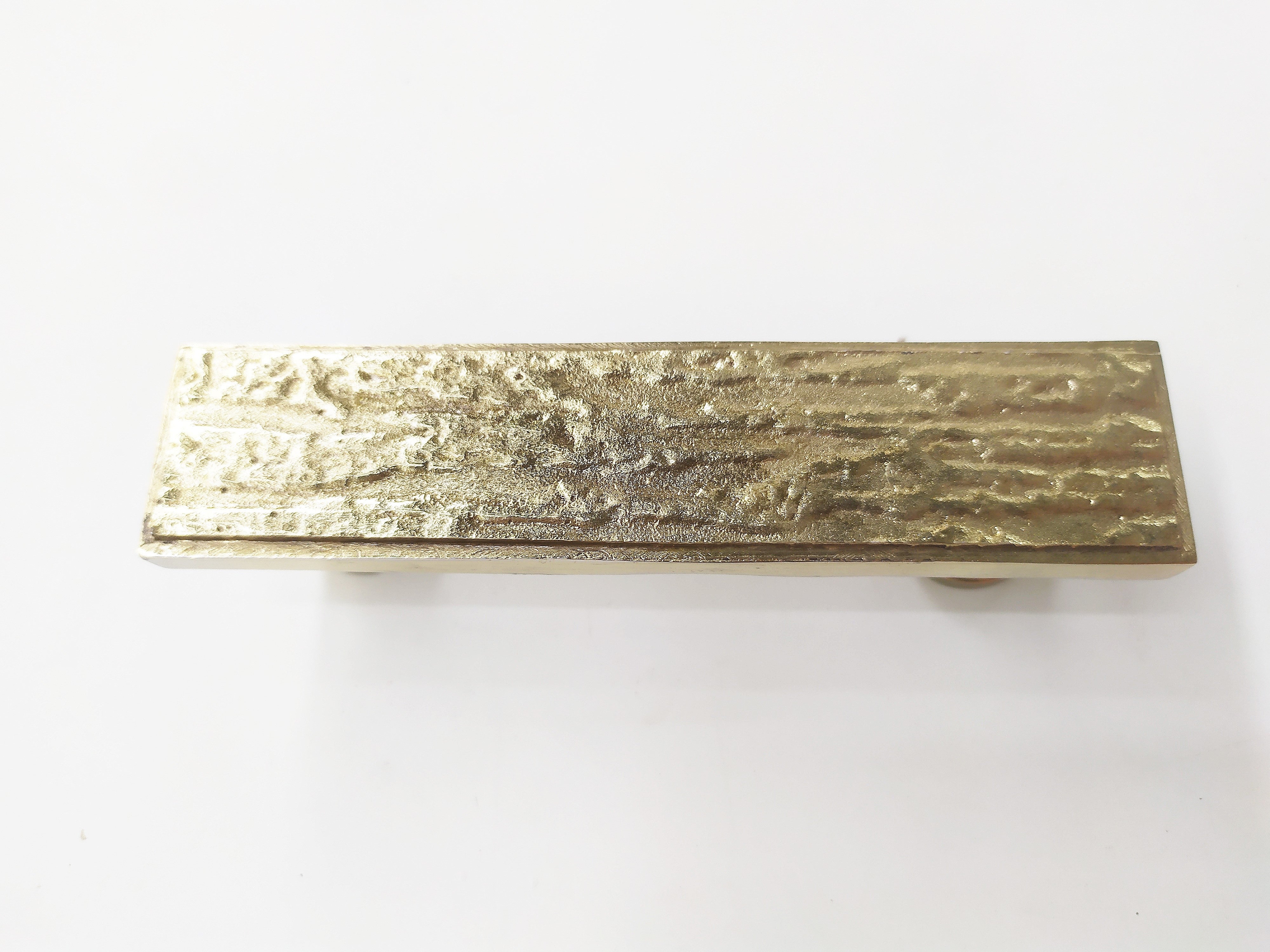 Metal with river flow texture handle pull in brass plating