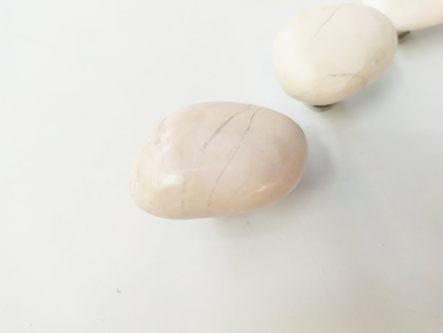 Sea Stone White Knob - River Stone Natural Cabinet Knob , set of 2