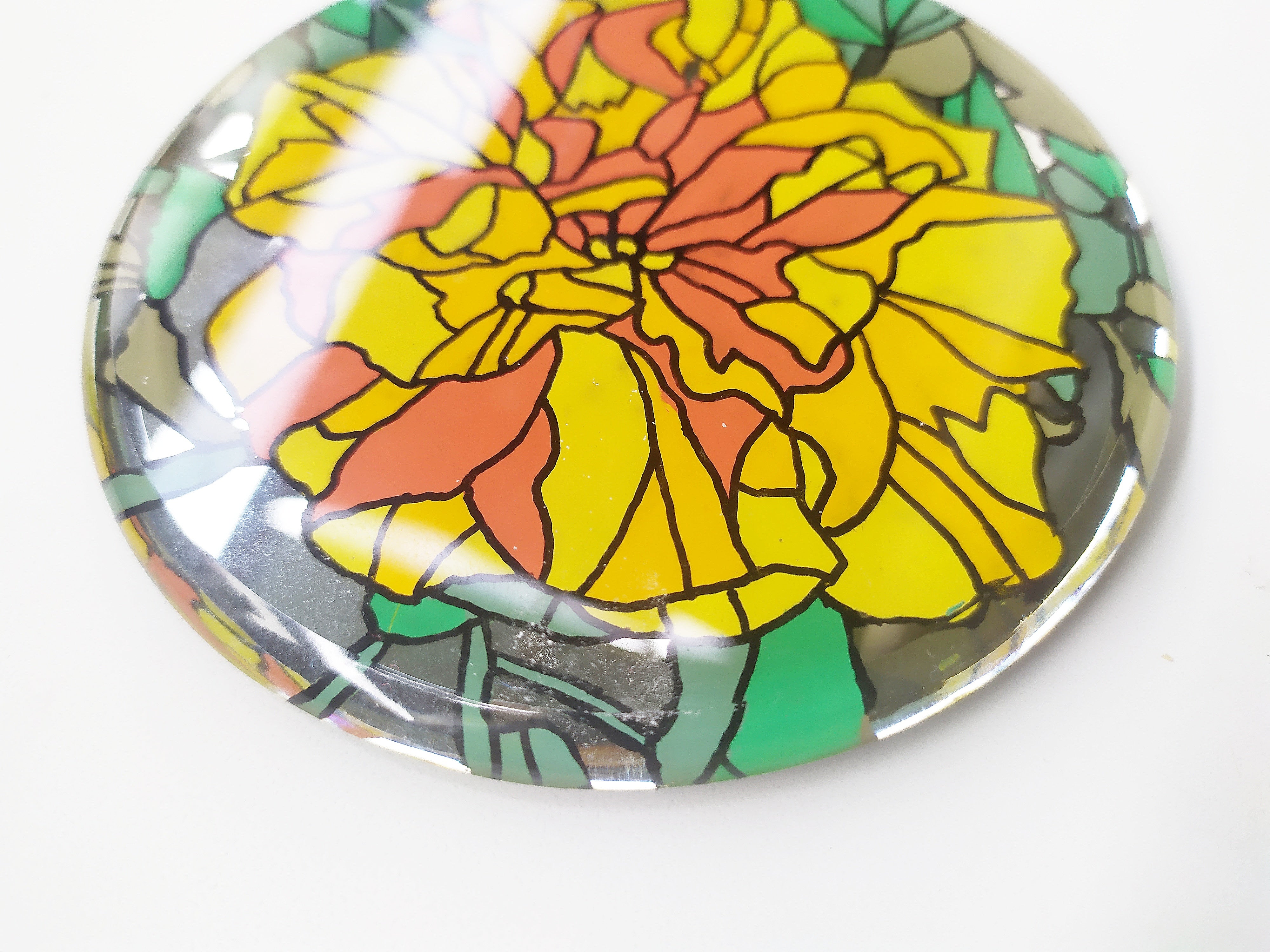 Hand Painted Golden Dahlia round mirror coaster , zoomed for details